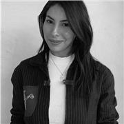 Jeune prof disponible pour accompagner vos enfants dans leurs devoirs et les aider à progresser avec le sourire ! 🌟